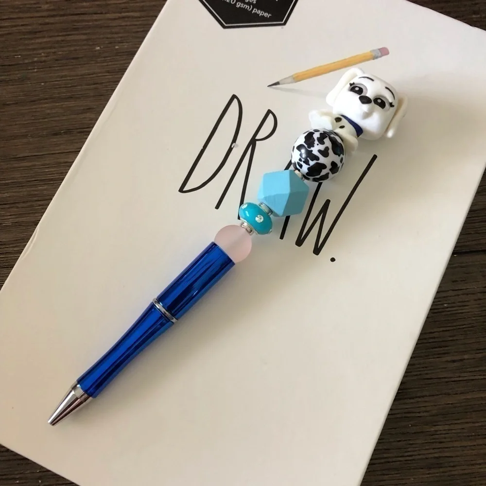 Disney Doorables: 101 Dalmatians: Perdita handmade beaded pen